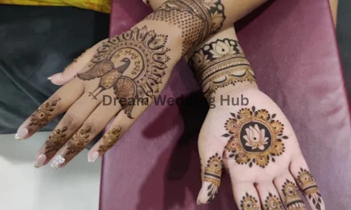 Mehandi art by Meha Patel